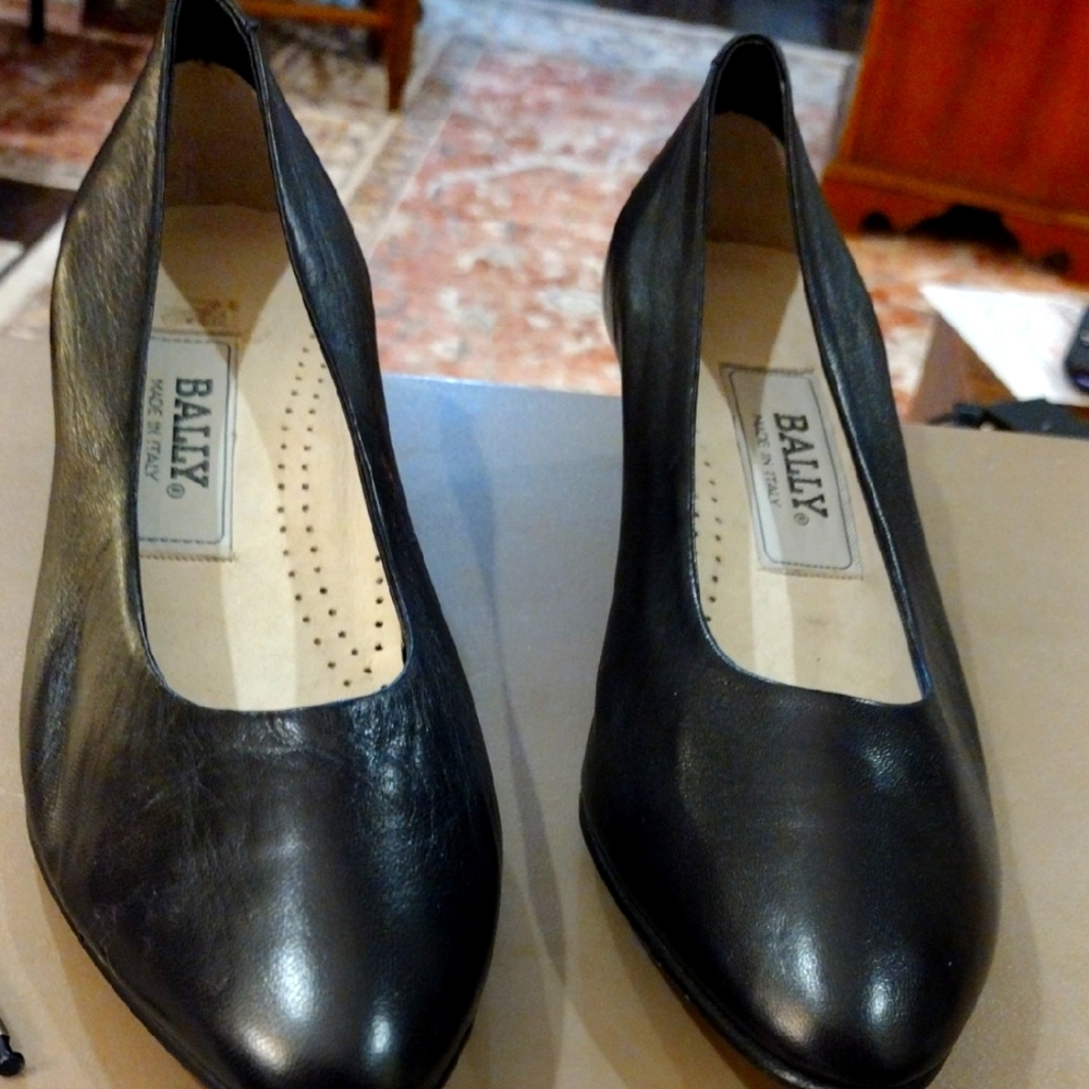 Bally Women's Black Leather Shoes